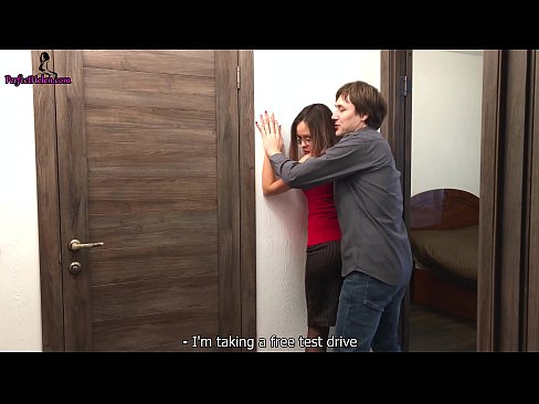 ❤️ Сэксуальны рыэлтар пачуццёва тузае шапіках і трахаецца, прадаючы сваю кватэру - Крэмпай ️ Рускае порна на be.tubsexercom.ru ❌️❤